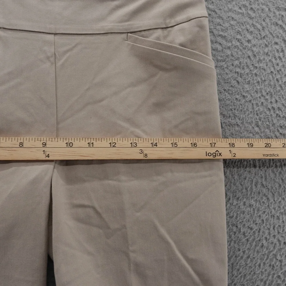 Chicos‎ Perfect Stretch Shorts Size 00 US 2P Beige Women 10